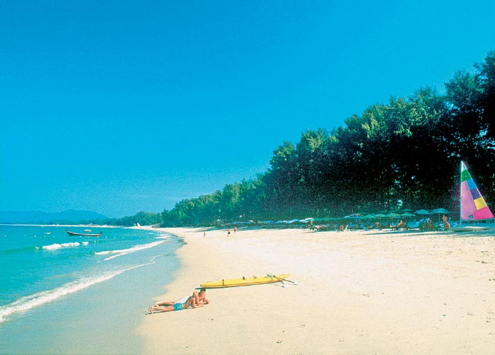 amora beach resort 