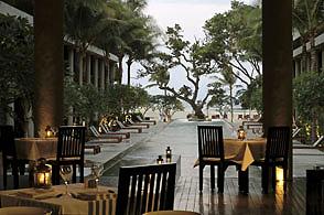oasis2.jpg