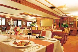 riyalcliffbeachresort8.jpg